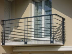 Garde corps balcon lisses horizontales